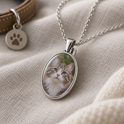 Silver pet keepsake pendant and chain with a cat photo insert